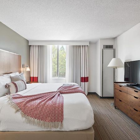 315 Loso Hotel Airport Charlotte Esterno foto