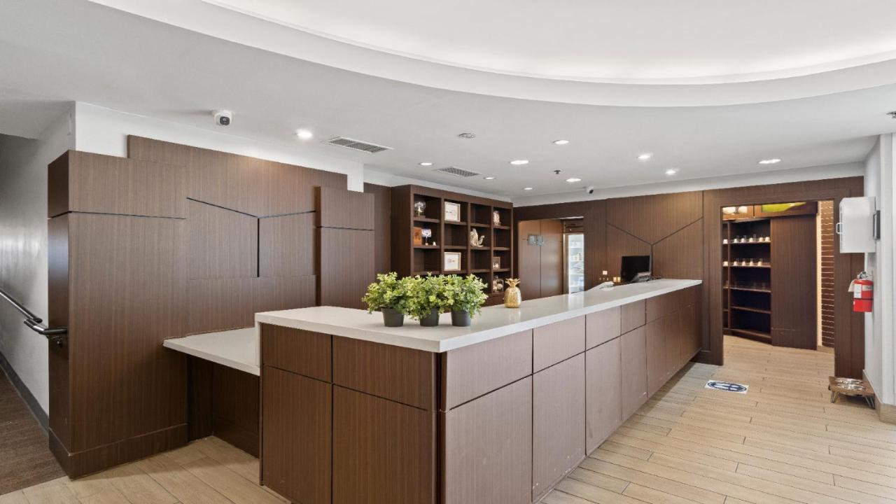 315 Loso Hotel Airport Charlotte Esterno foto
