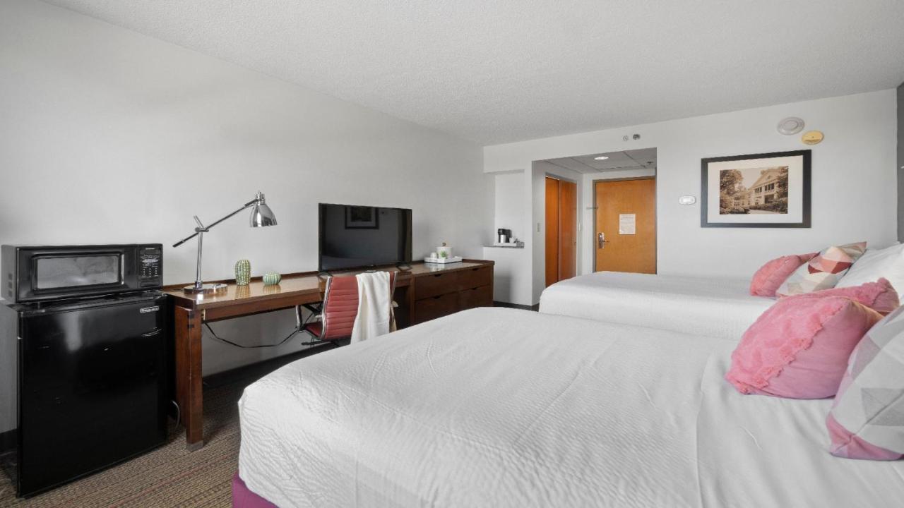 315 Loso Hotel Airport Charlotte Esterno foto