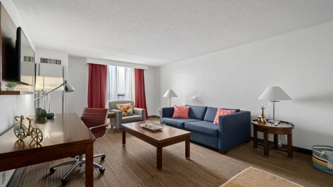 315 Loso Hotel Airport Charlotte Esterno foto