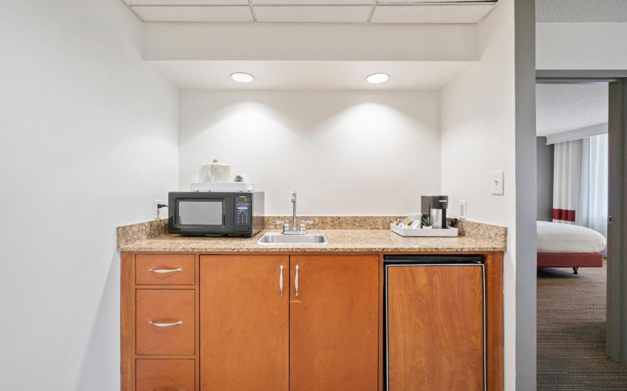 315 Loso Hotel Airport Charlotte Esterno foto