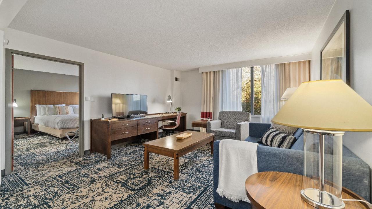 315 Loso Hotel Airport Charlotte Esterno foto